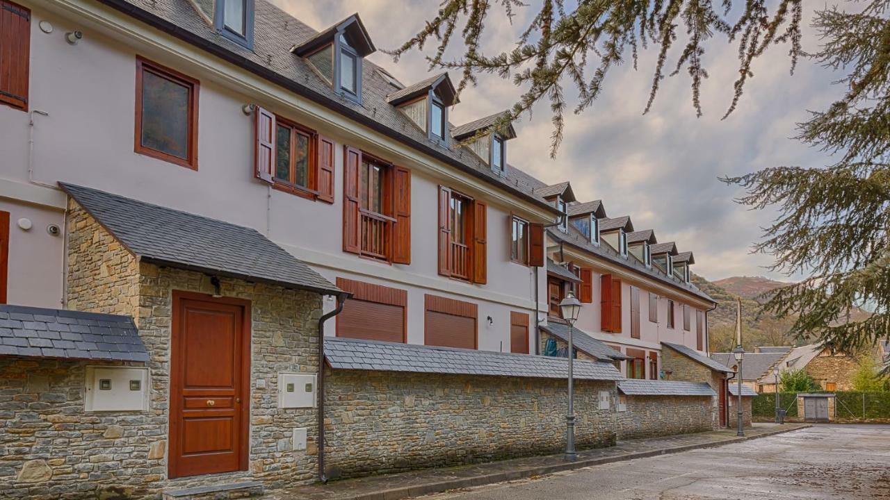 Saplan Real Estate Montlude Apartamento Les Exterior foto