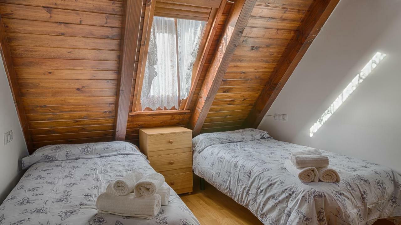 Saplan Real Estate Montlude Apartamento Les Exterior foto