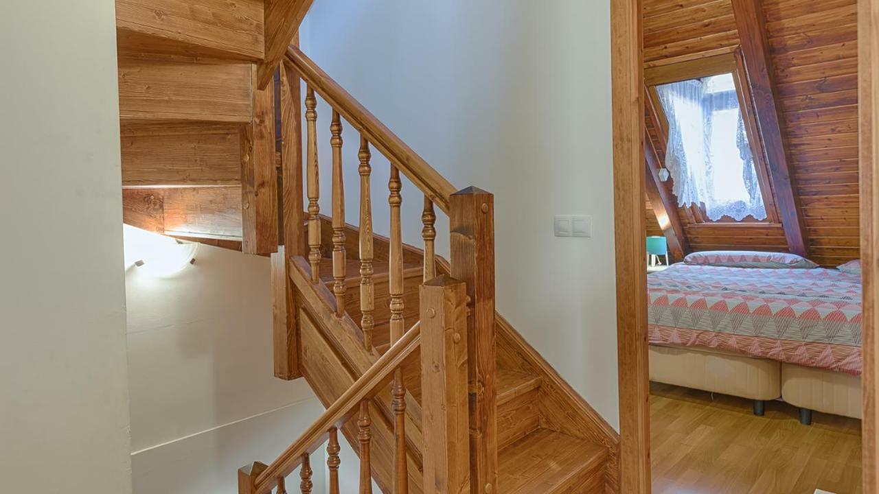 Saplan Real Estate Montlude Apartamento Les Exterior foto